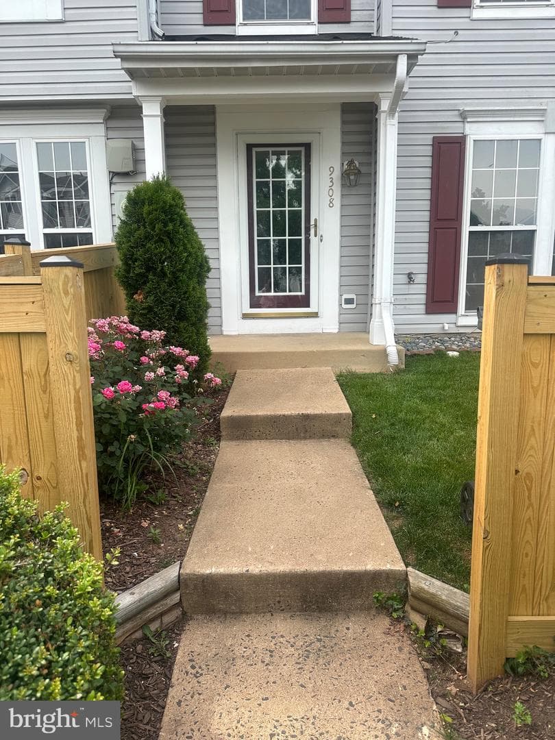 9308 Witch Hazel Way, Manassas