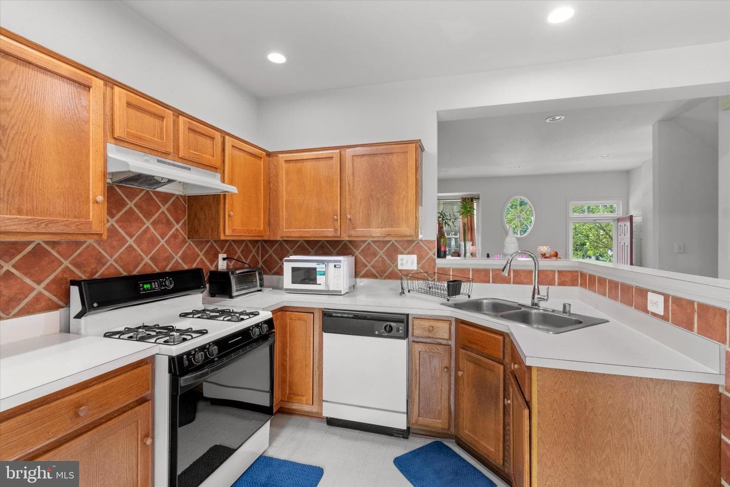 10278 Butternut Circle photo 7