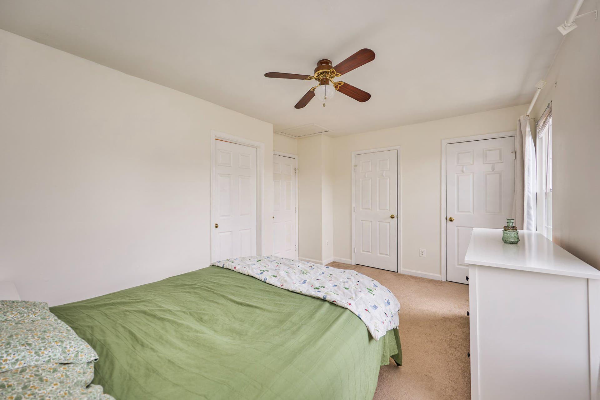 9711 Sassafras Court photo 14