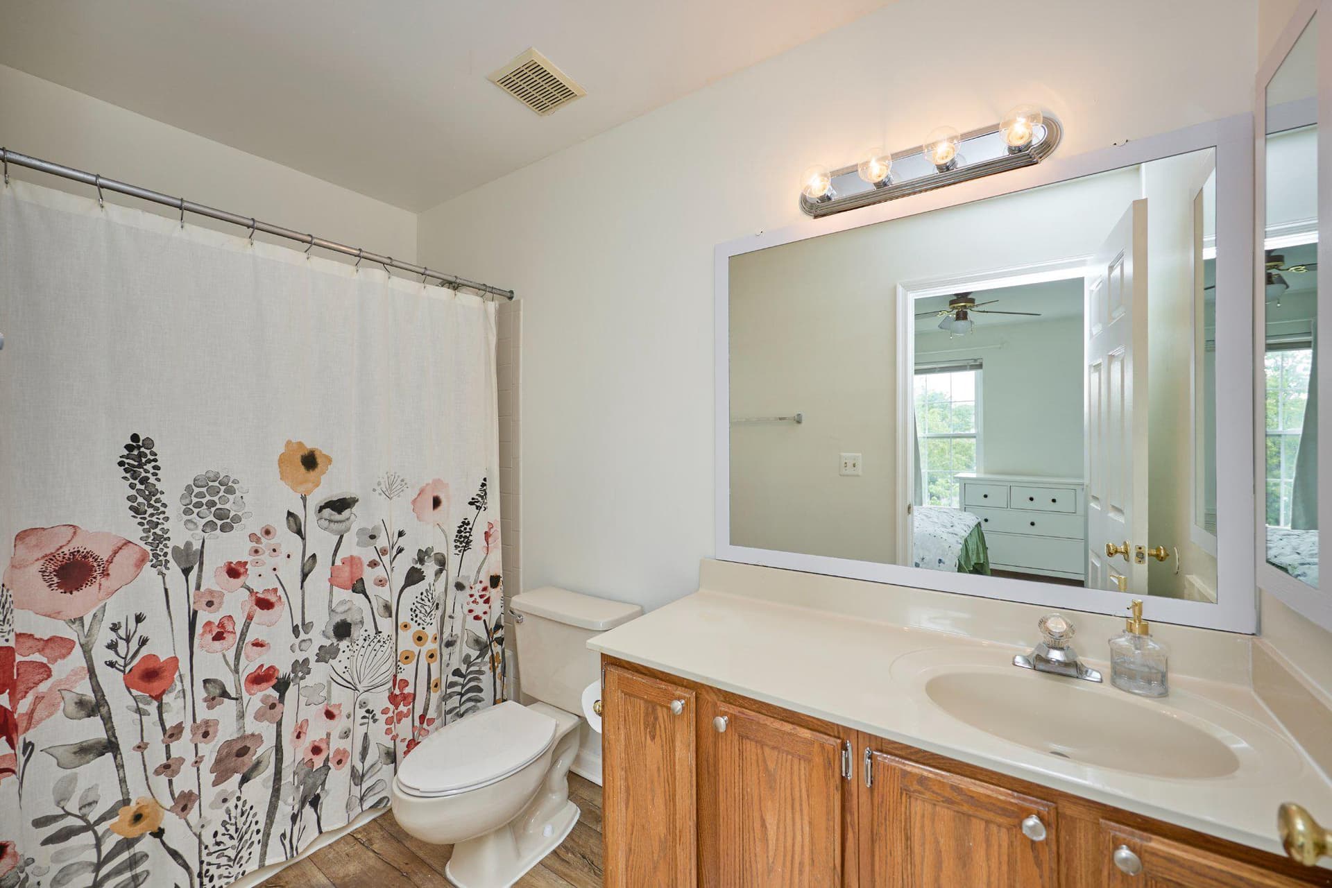 9711 Sassafras Court photo 15