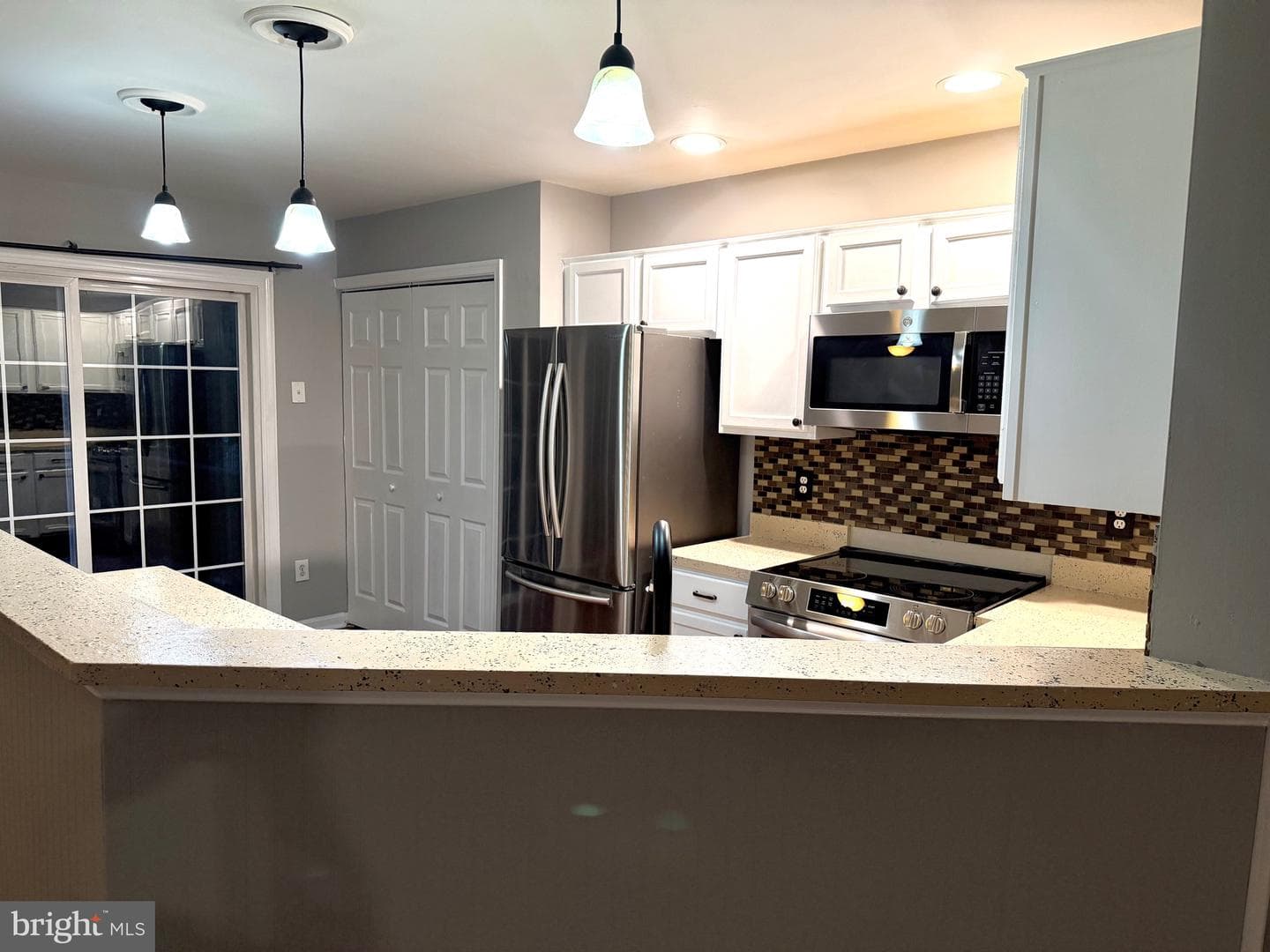 10203 Calypso Drive photo 6