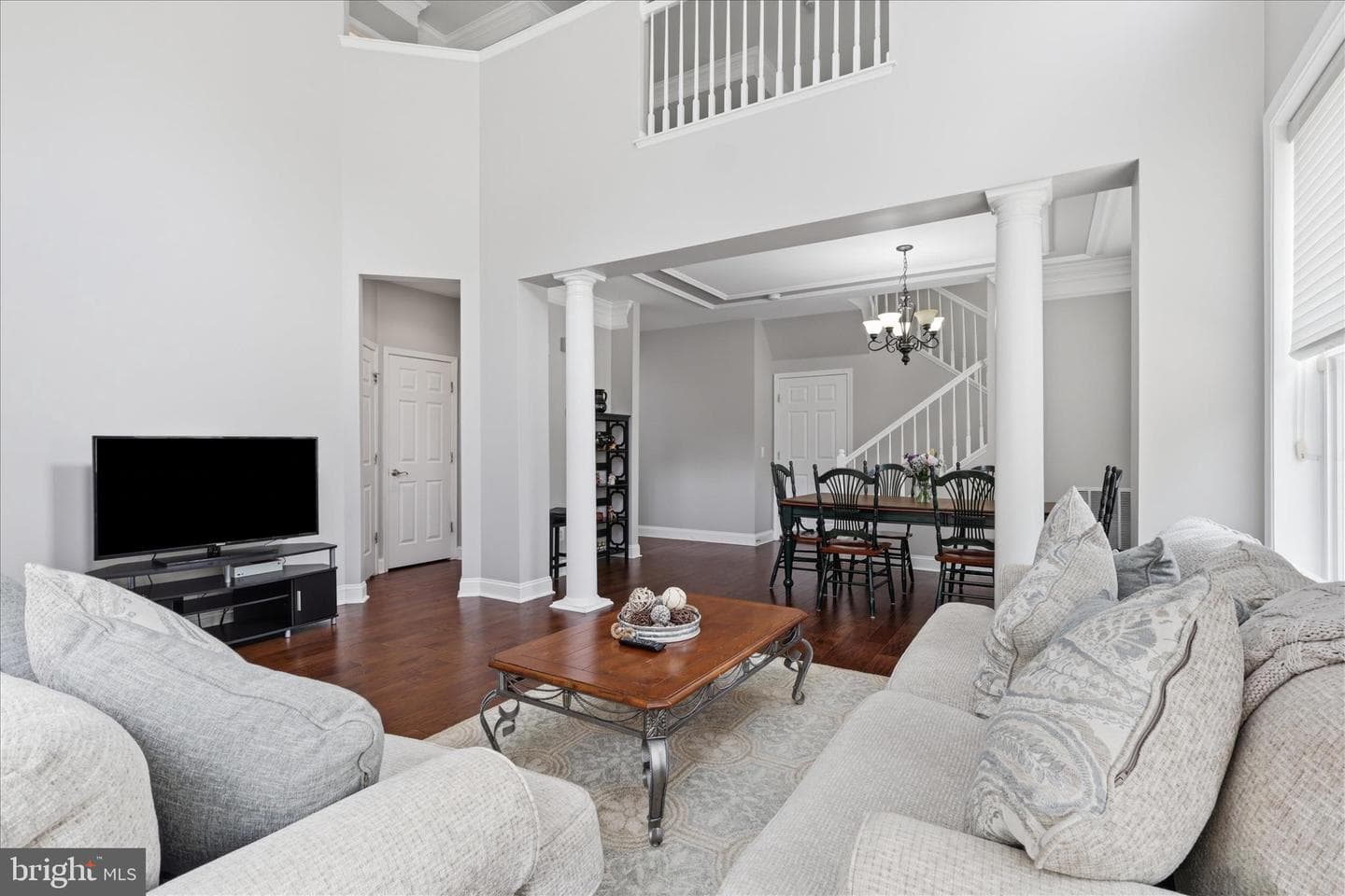 9970 Wellington Road photo 10