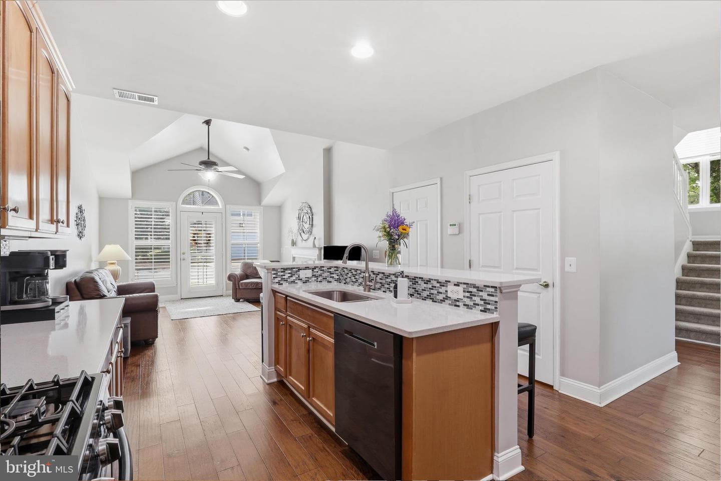 9970 Wellington Road photo 18
