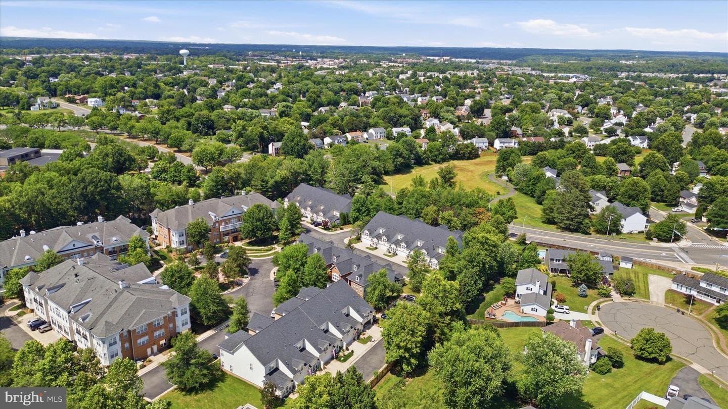 9970 Wellington Road photo 48