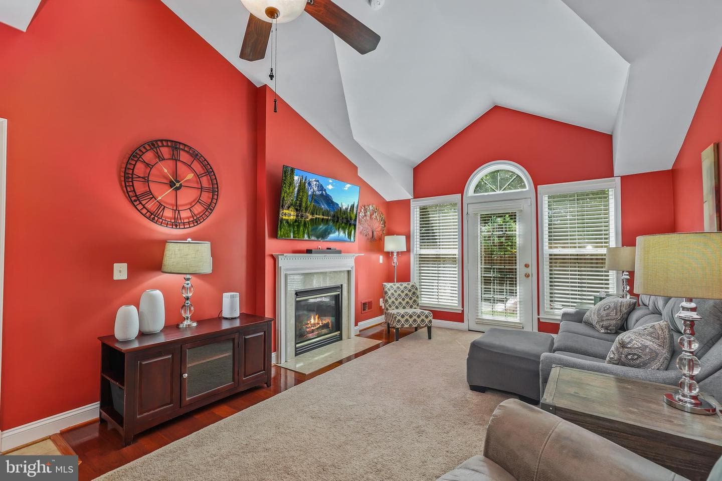 8609 Liberty Trail photo 16