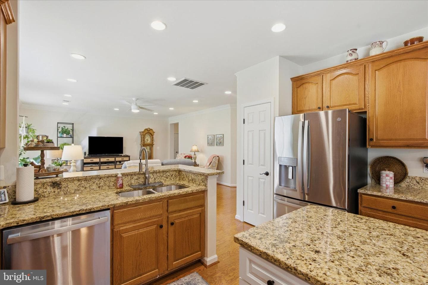8356 Gaither Street photo 10