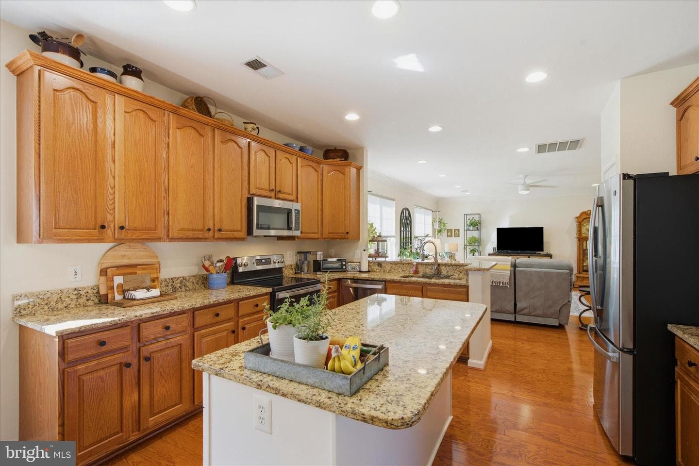 8356 Gaither Street photo 9
