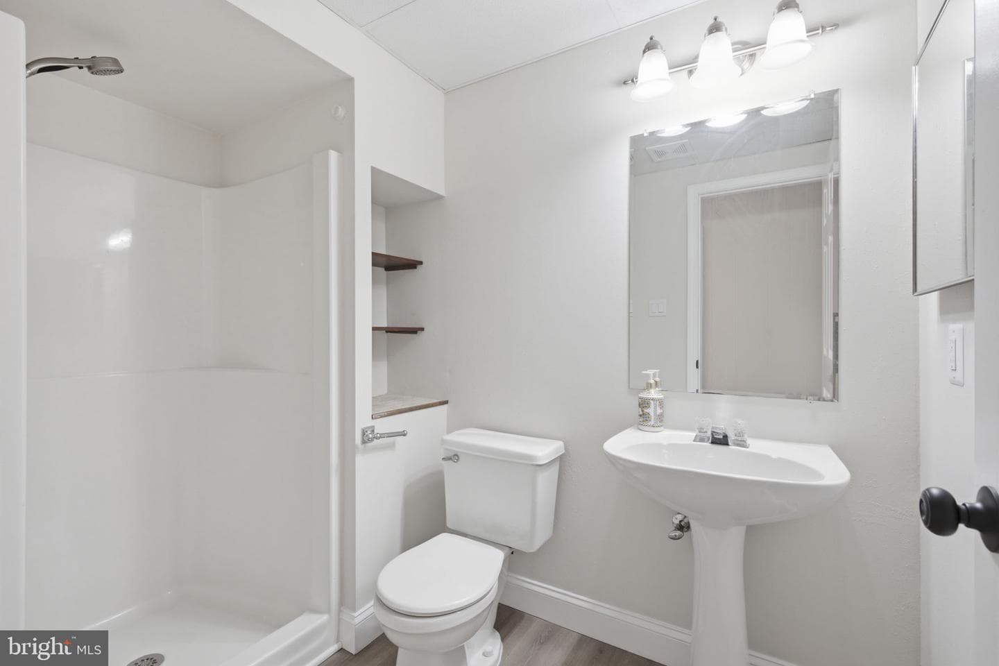 9316 Waterford Drive photo 20