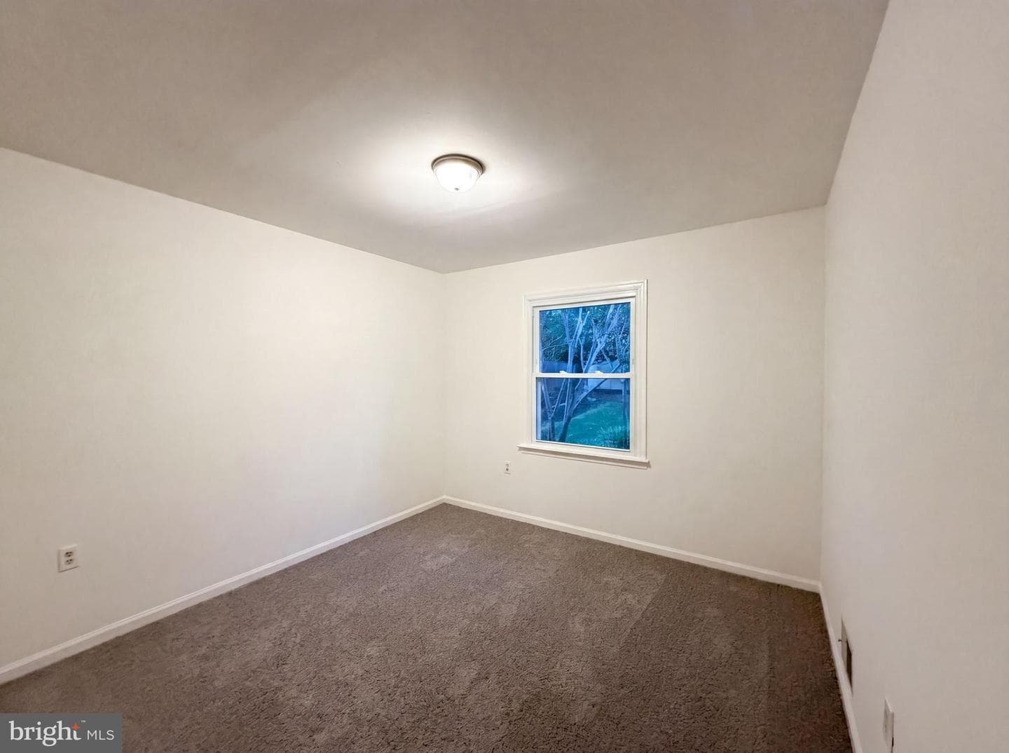 8947 Rosewood Street photo 20