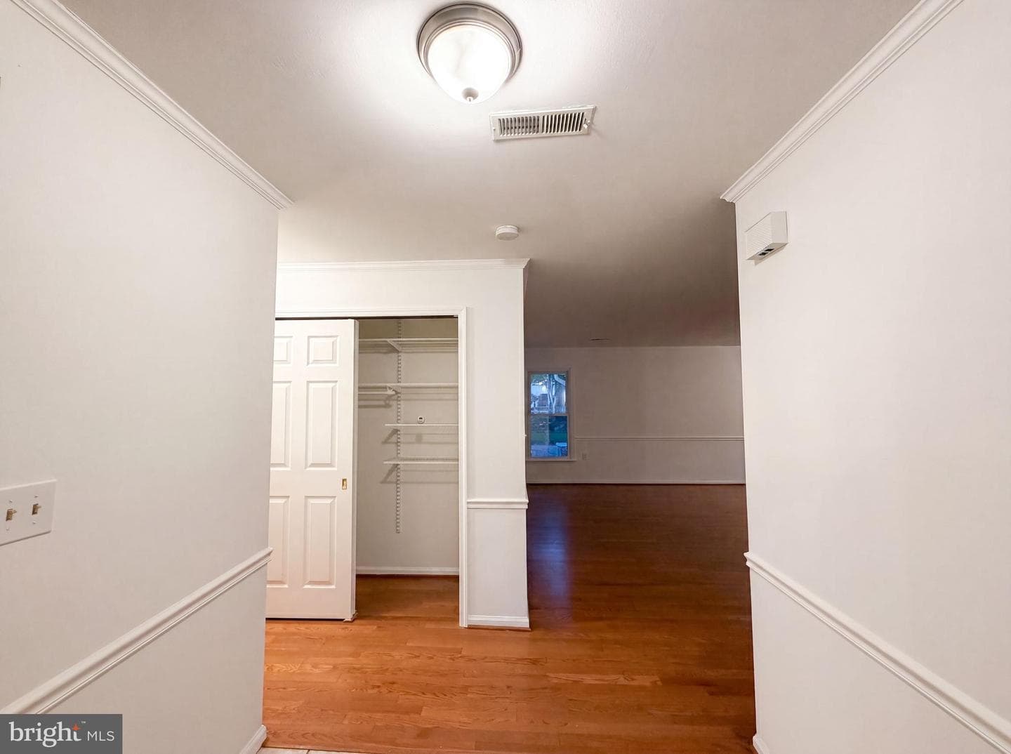 8947 Rosewood Street photo 25
