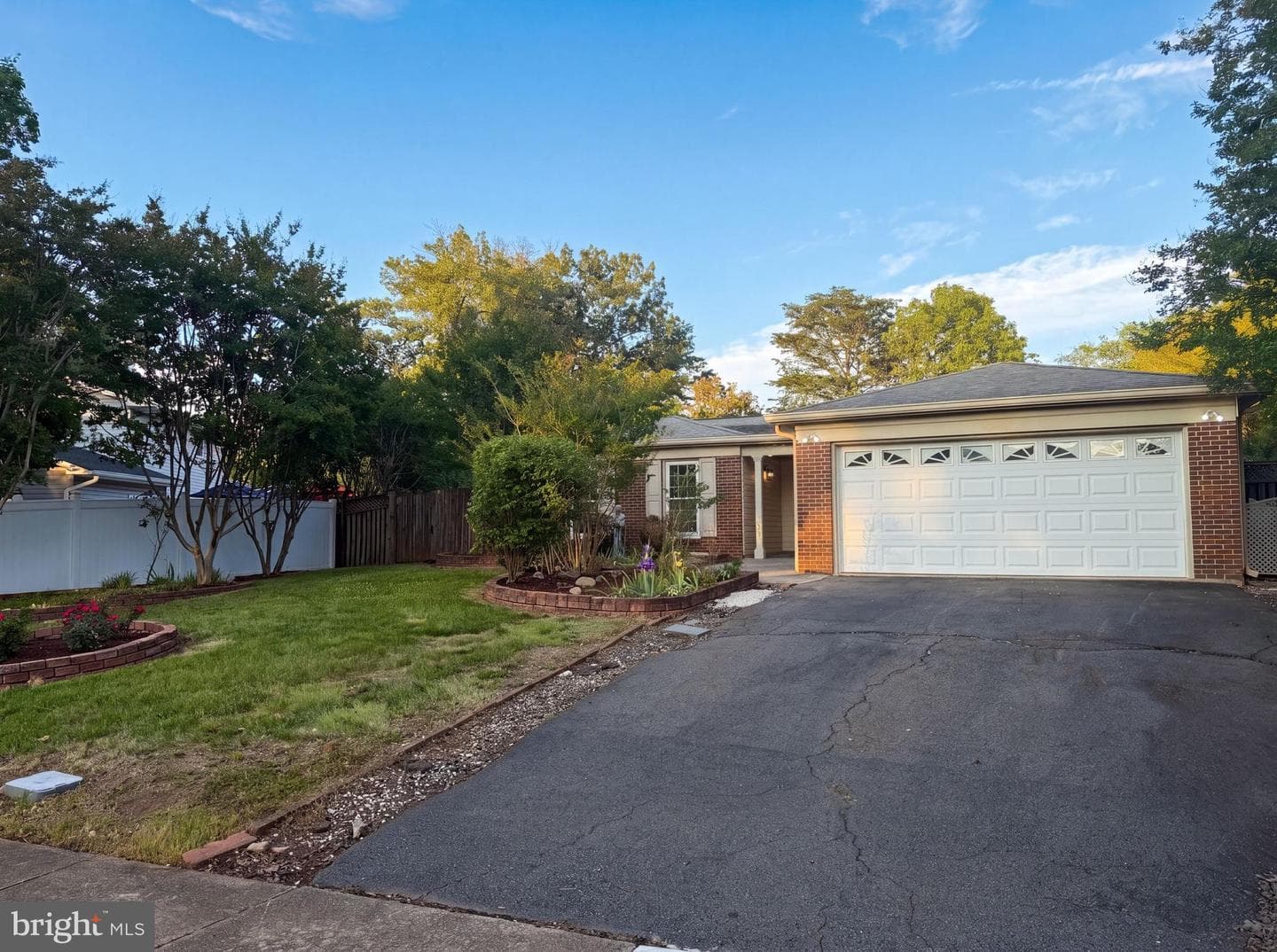 8947 Rosewood Street photo 31