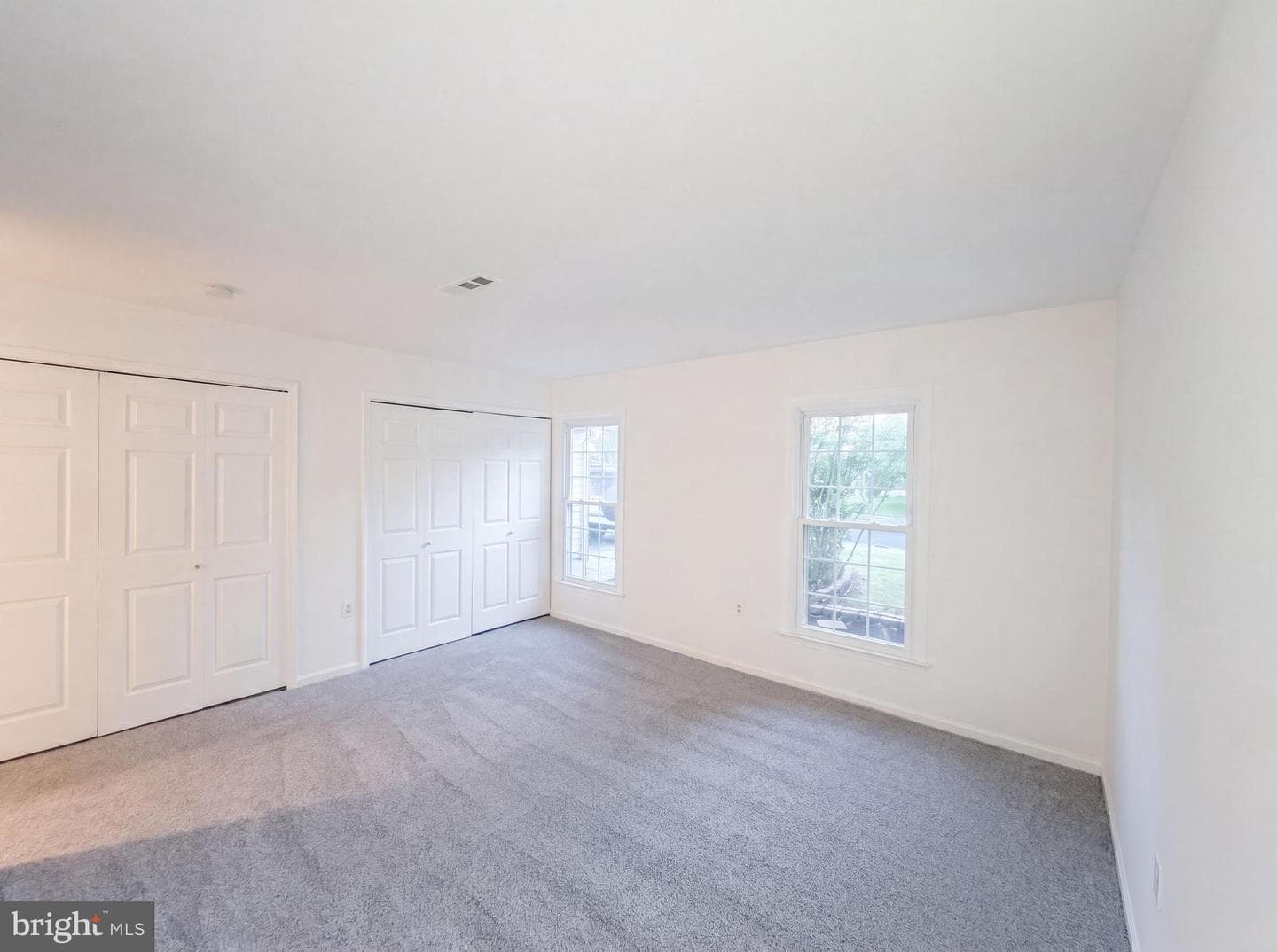 8947 Rosewood Street photo 4