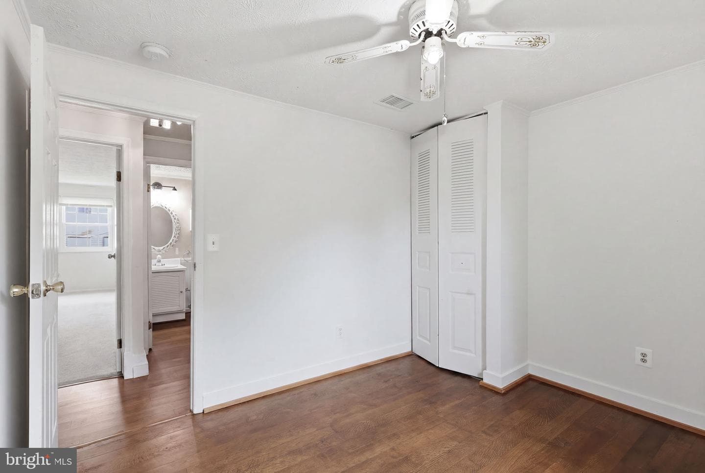 10221 Foxborough Court photo 27