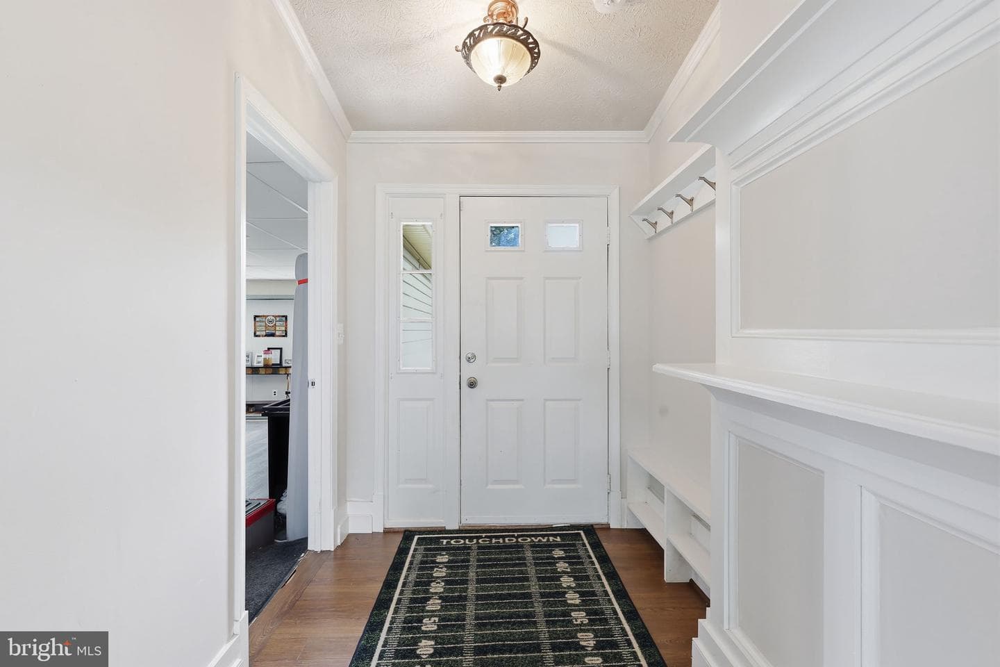 10221 Foxborough Court photo 3