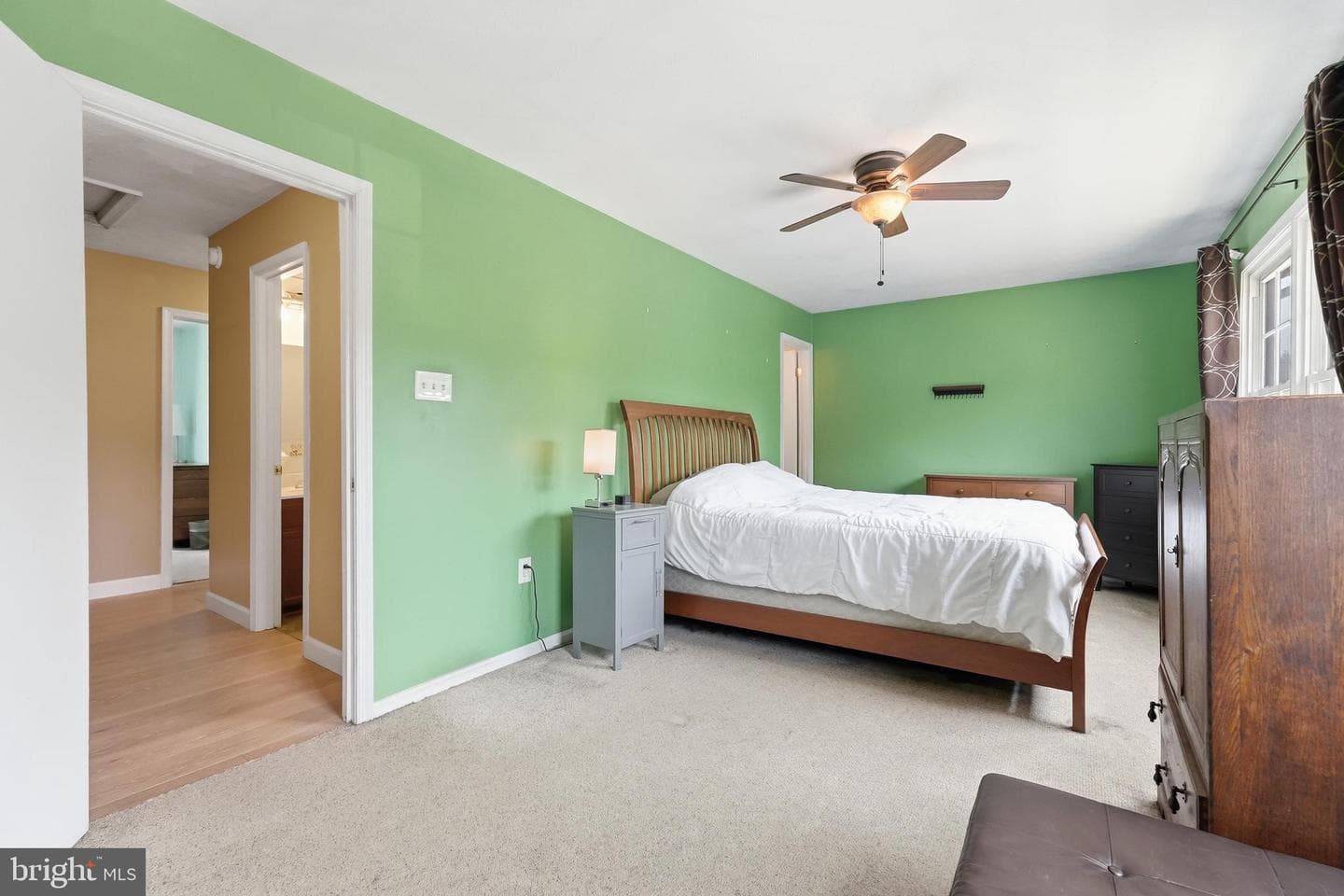9045 Old Hickory Court photo 17
