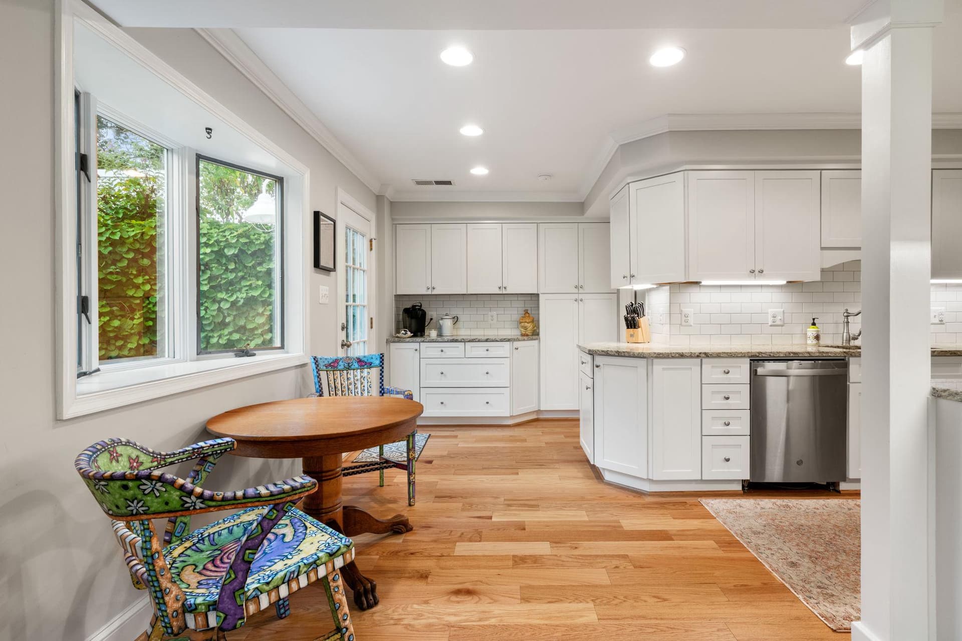 9405 Beauregard Avenue photo 4