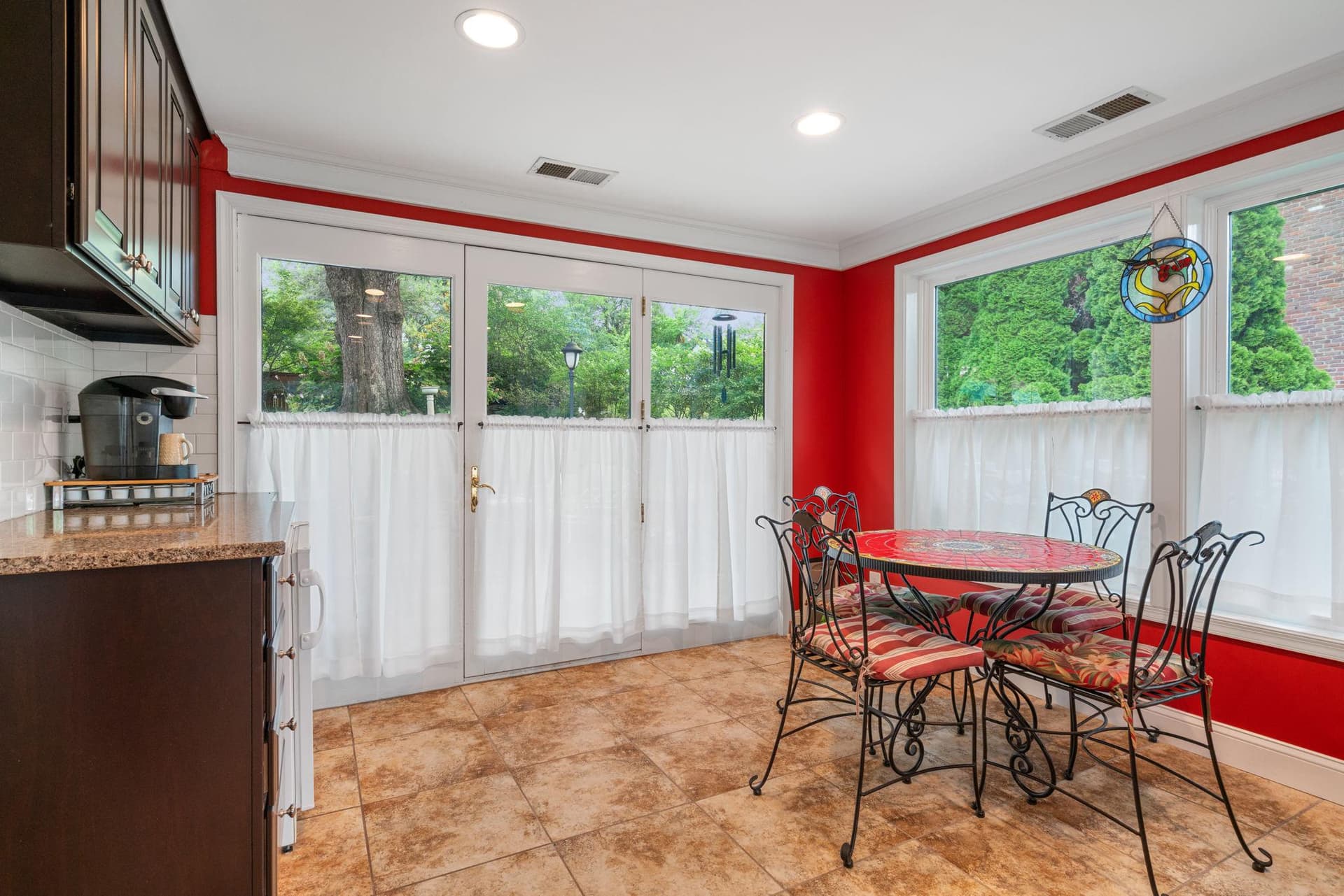 9405 Beauregard Avenue photo 49