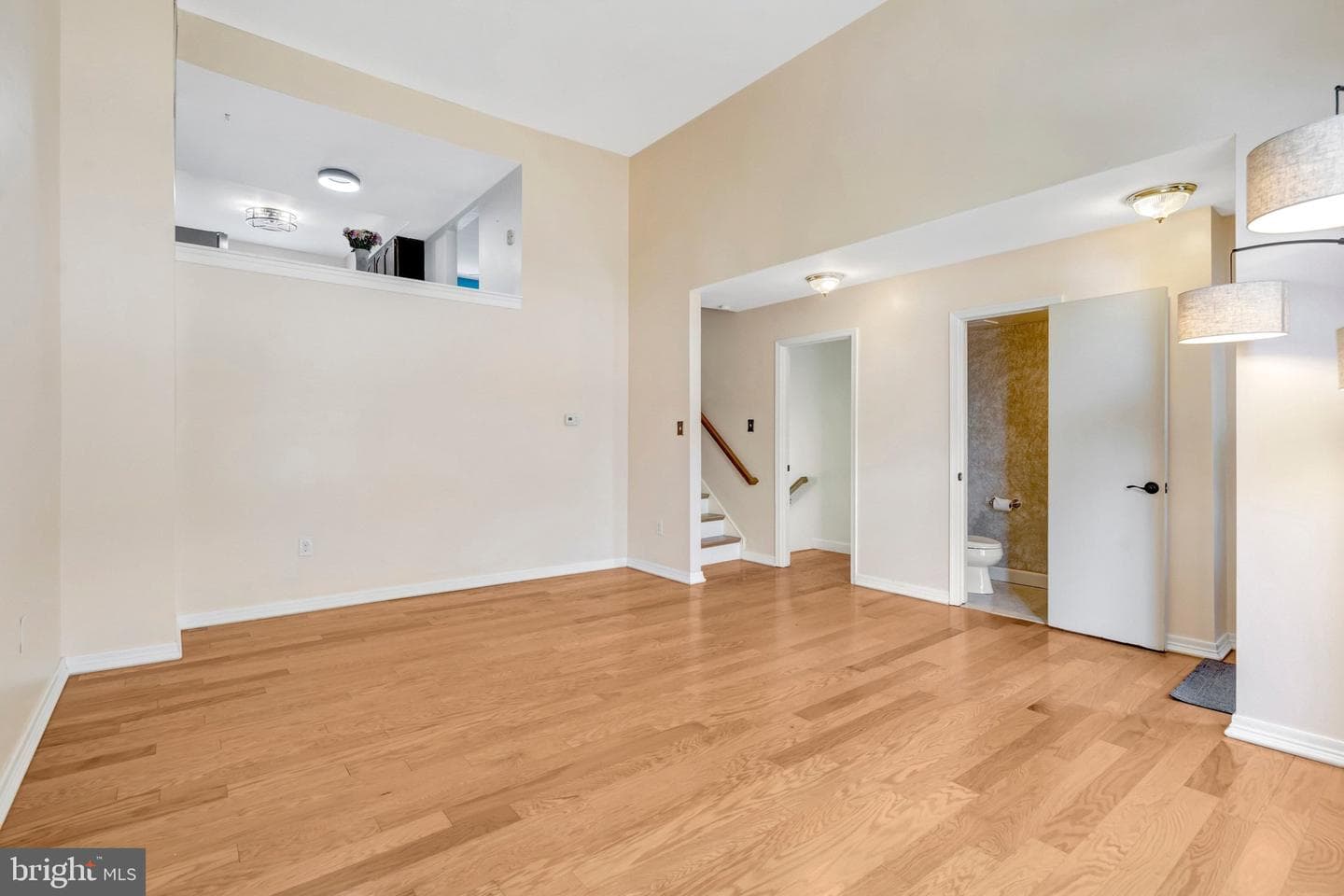 8501 Buckeye Court photo 5