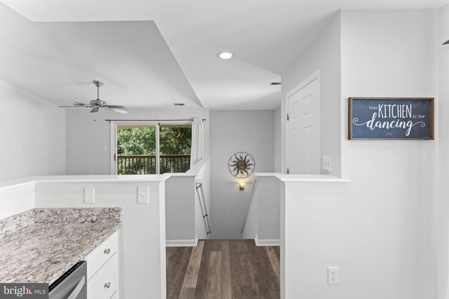 9462 Scarlet Oak Drive photo 20