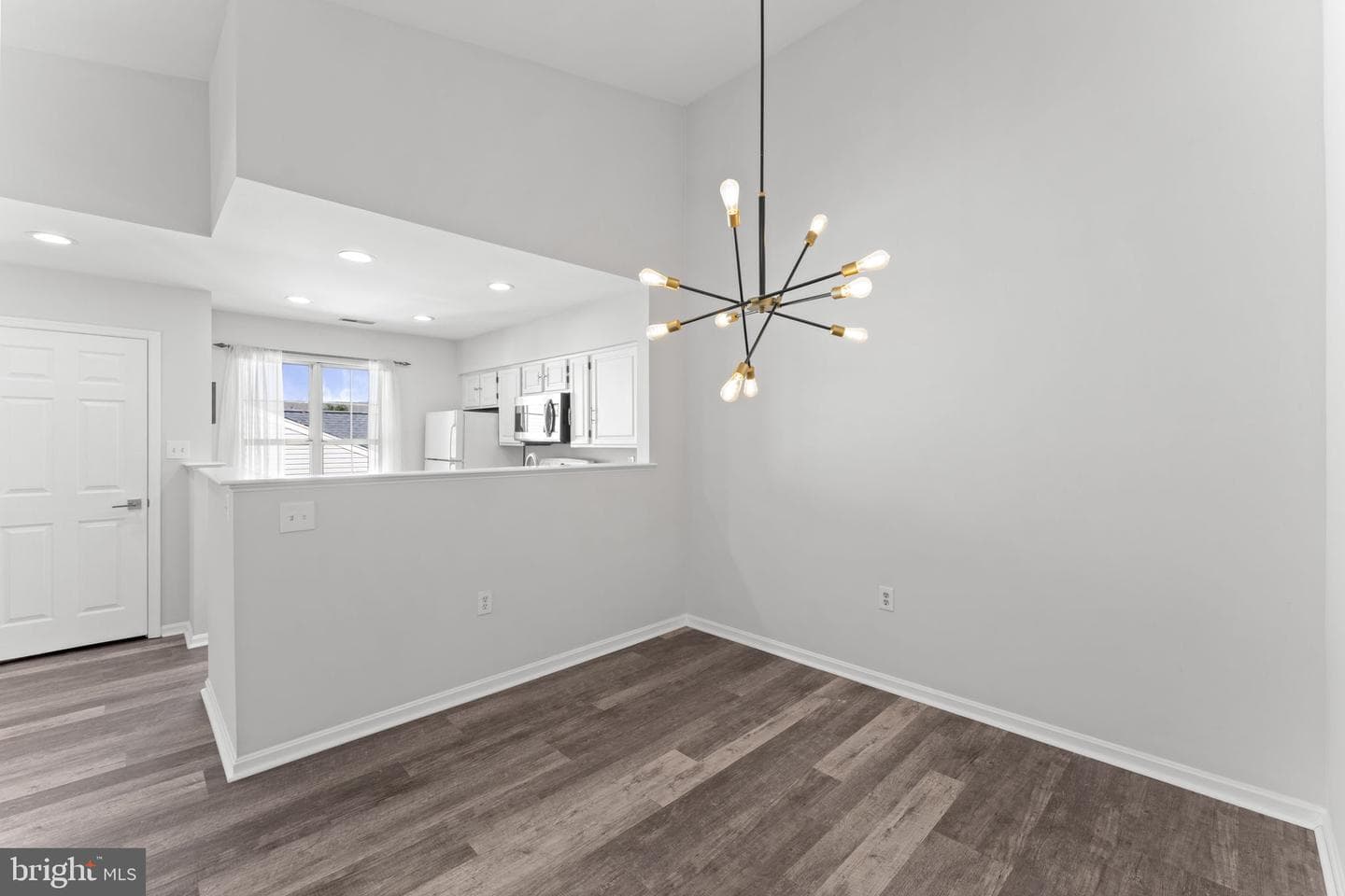 9462 Scarlet Oak Drive photo 27
