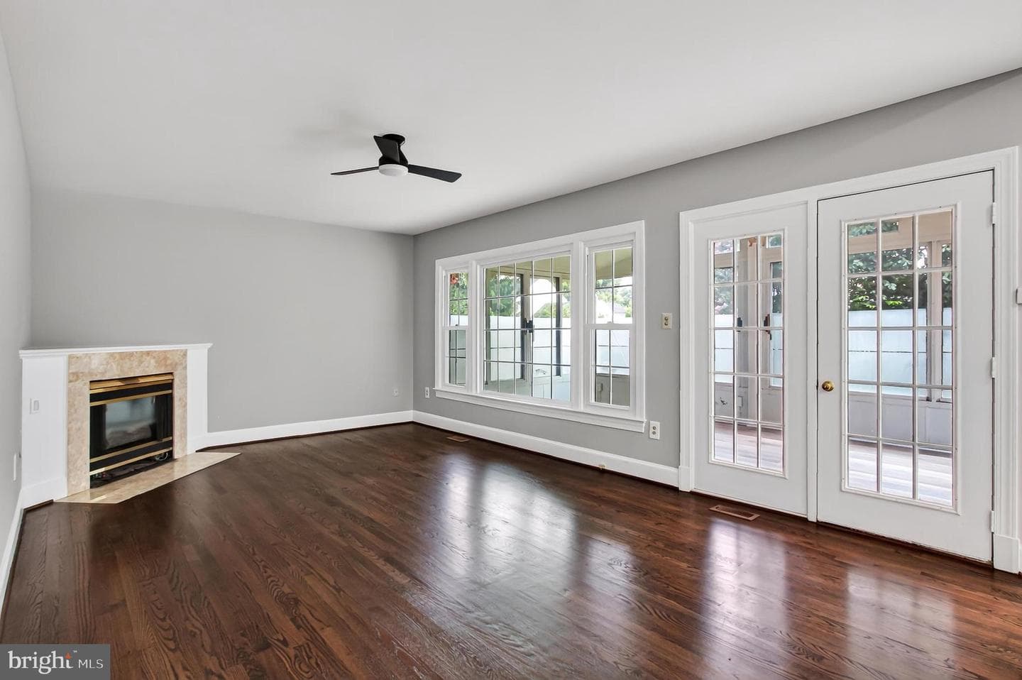 9434 Flowerden Lane photo 23