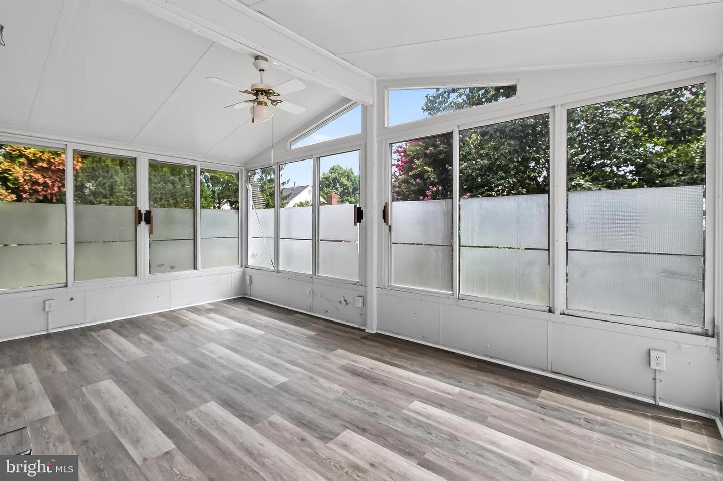 9434 Flowerden Lane photo 28