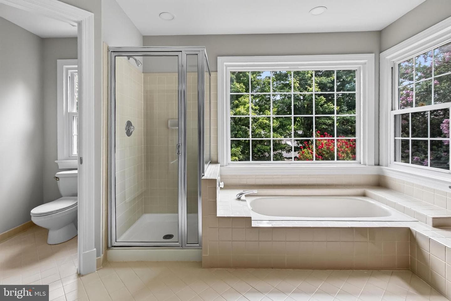 9434 Flowerden Lane photo 46