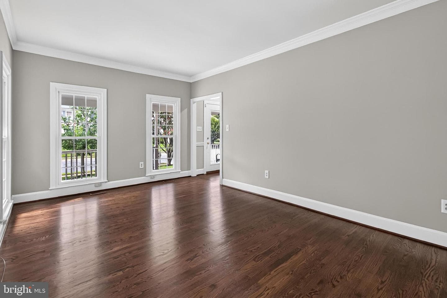 9434 Flowerden Lane photo 9