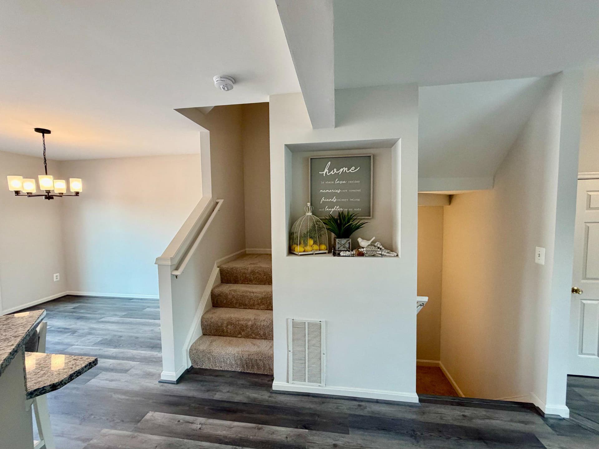 10245 Calypso Drive photo 8