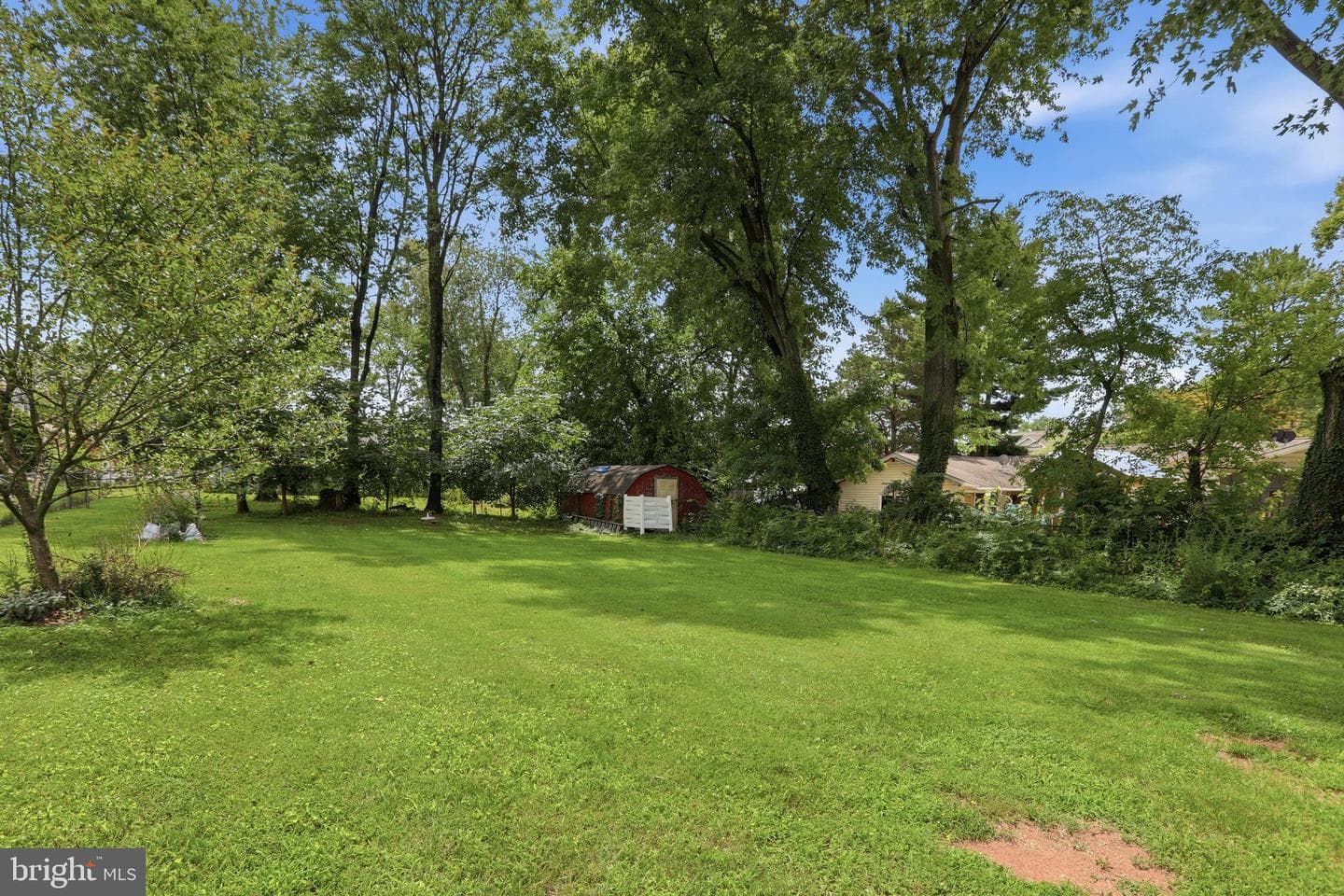 8916 Portner Avenue photo 36