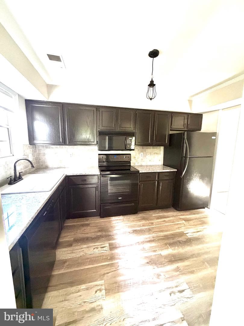 9919 Sugarwood Ln photo 14