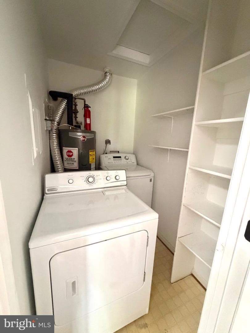 9919 Sugarwood Ln photo 15