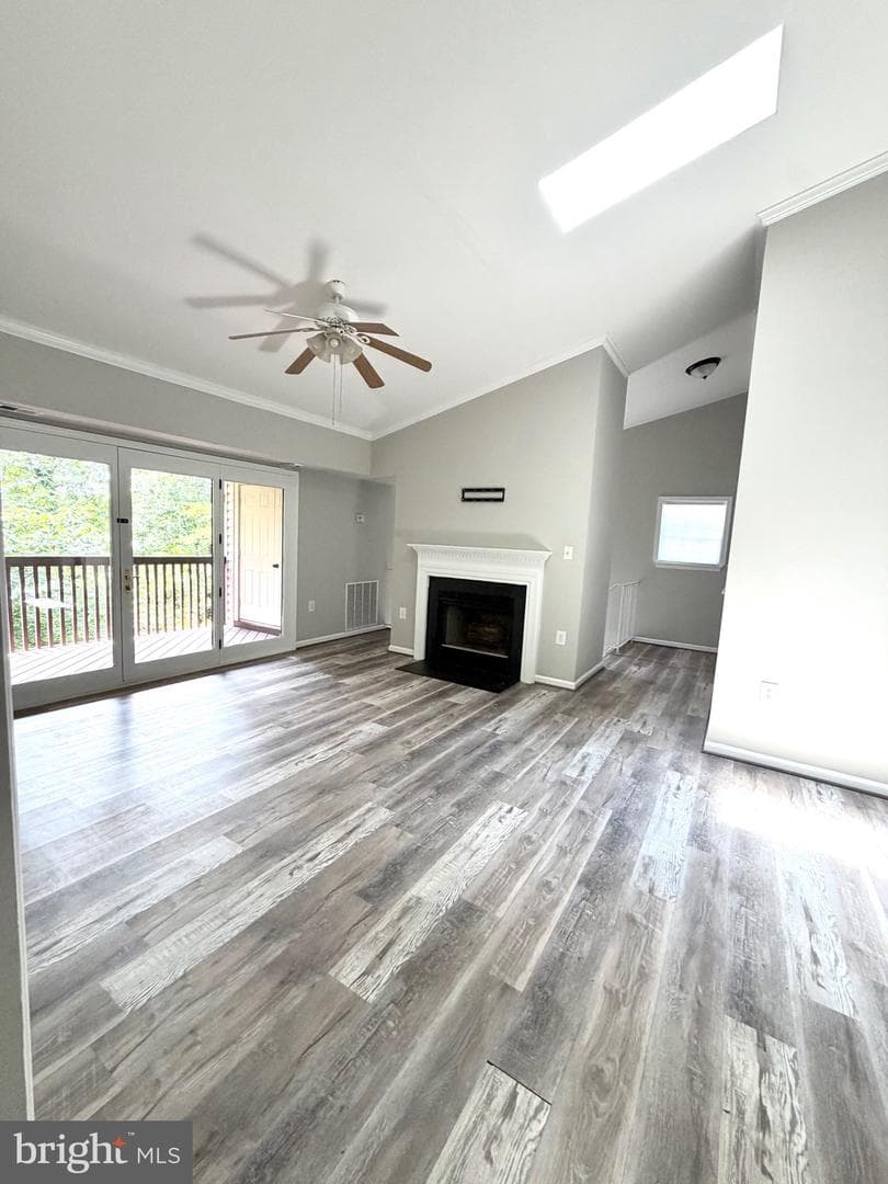 9919 Sugarwood Ln photo 2