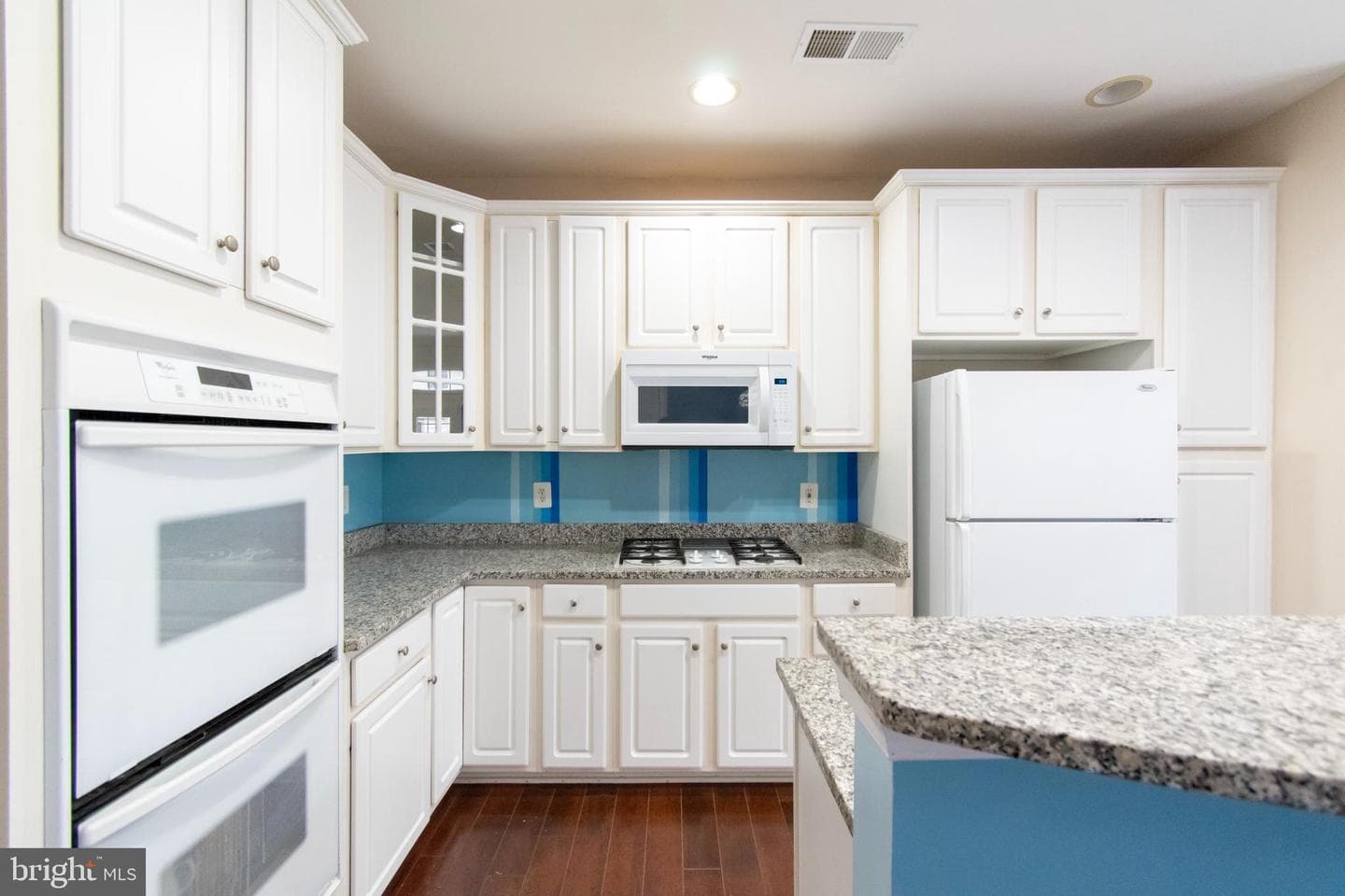 9514 Walker Way #28 photo 13