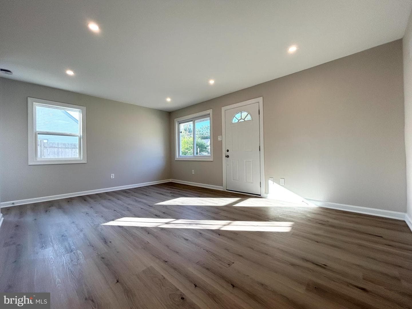 108 Sheldon Street photo 3