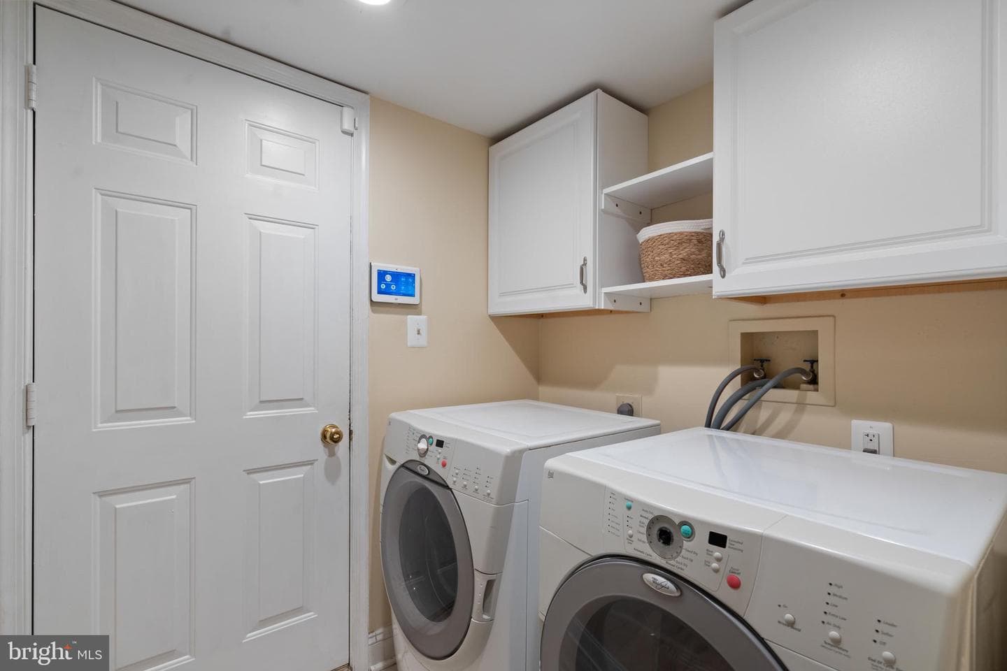 9226 Matthew Drive photo 14