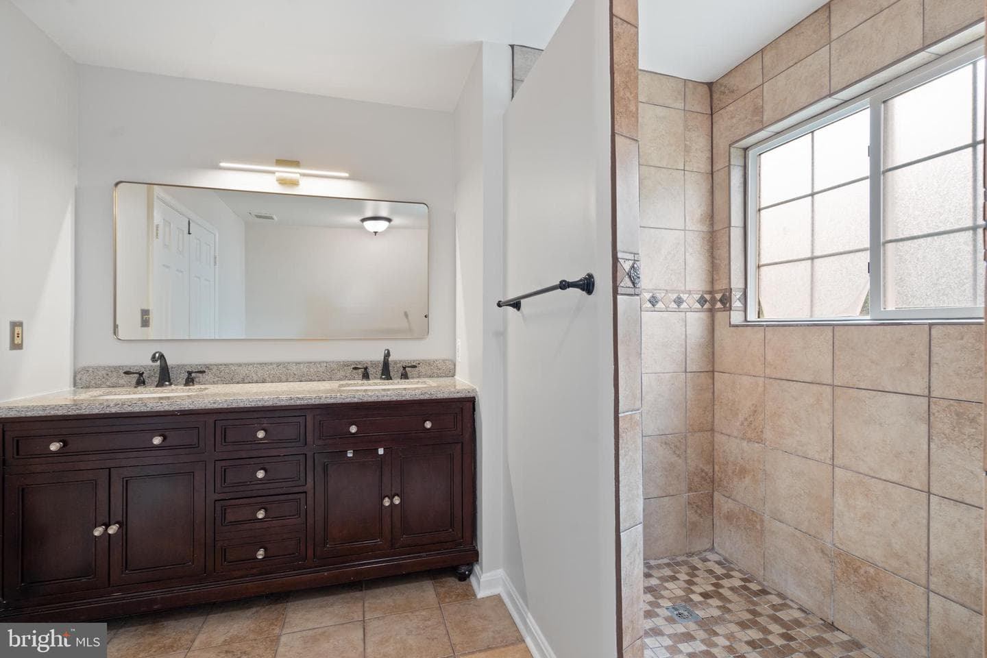 9226 Matthew Drive photo 19