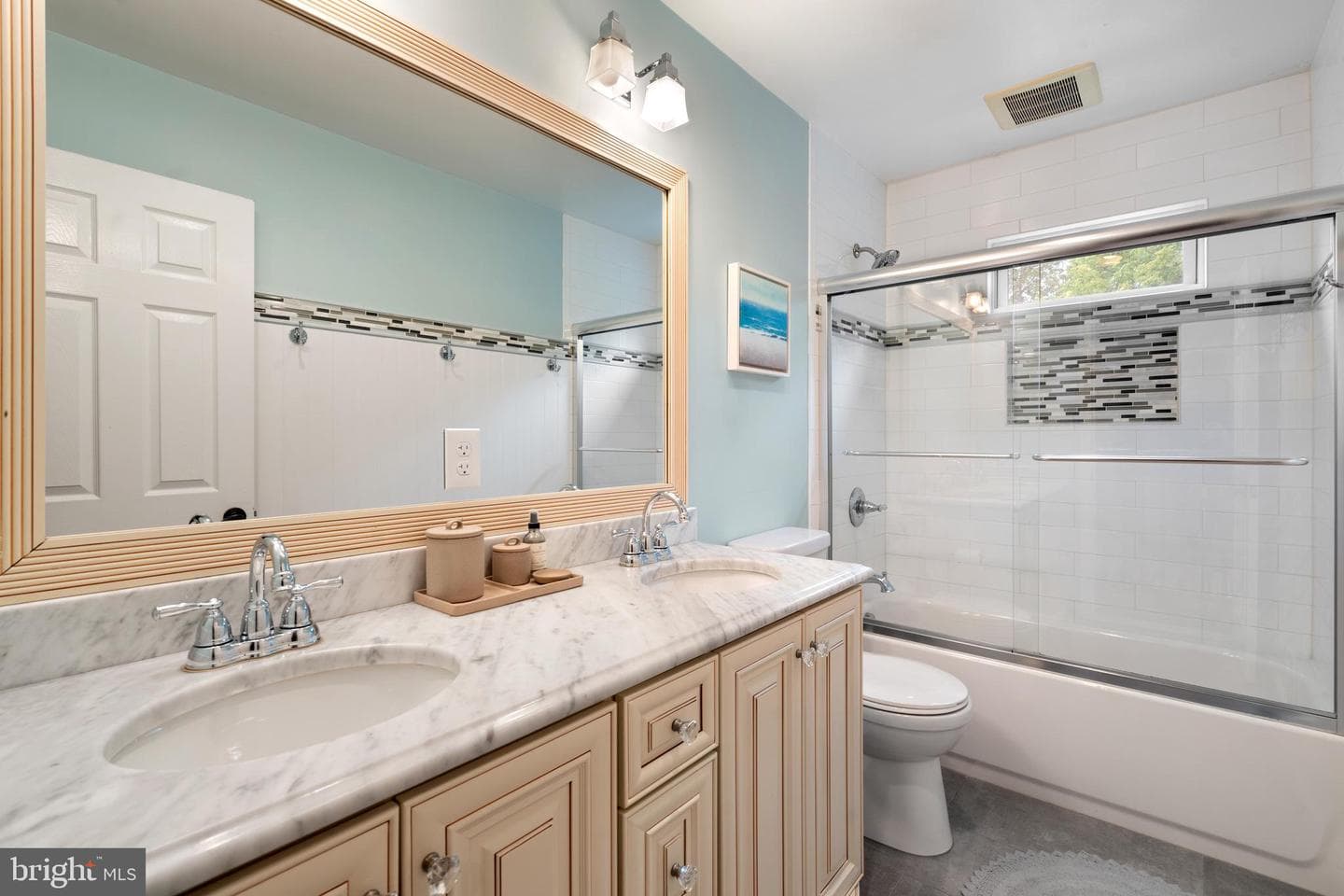 9226 Matthew Drive photo 25