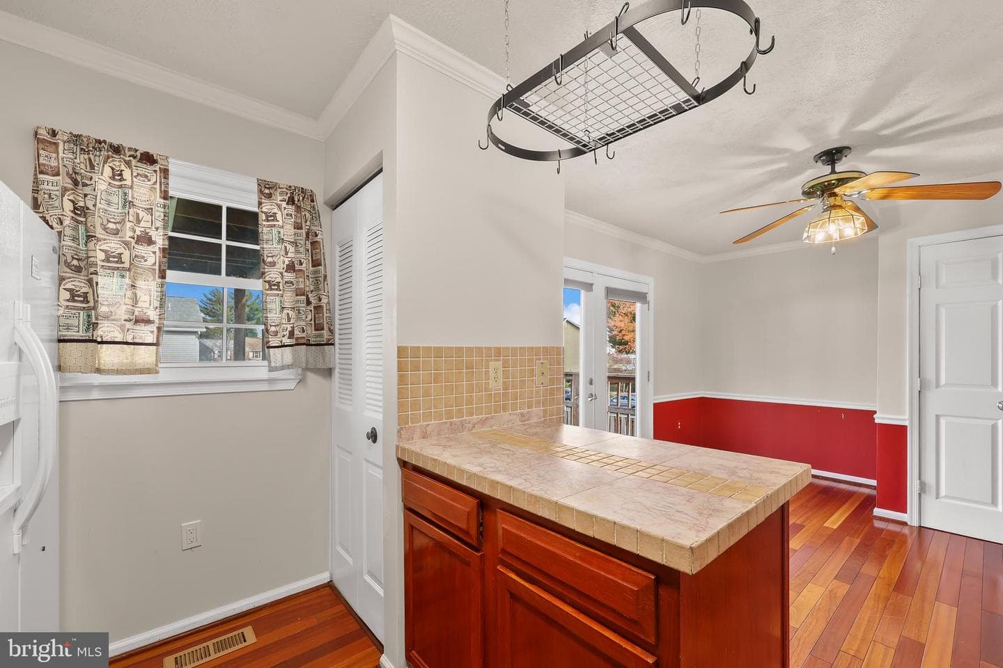 8646 Cartwright Court photo 12
