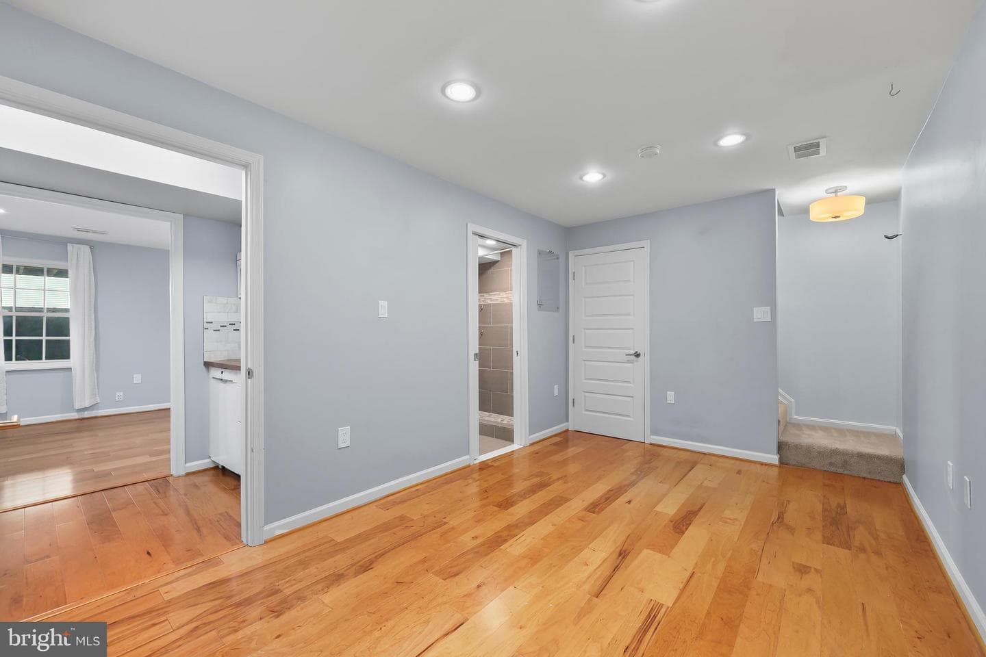 8646 Cartwright Court photo 25