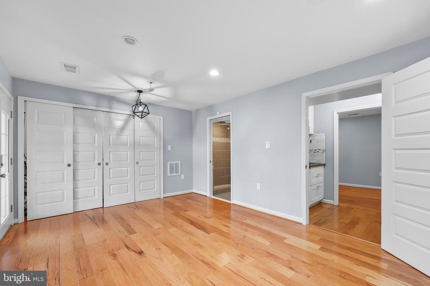 8646 Cartwright Court photo 29
