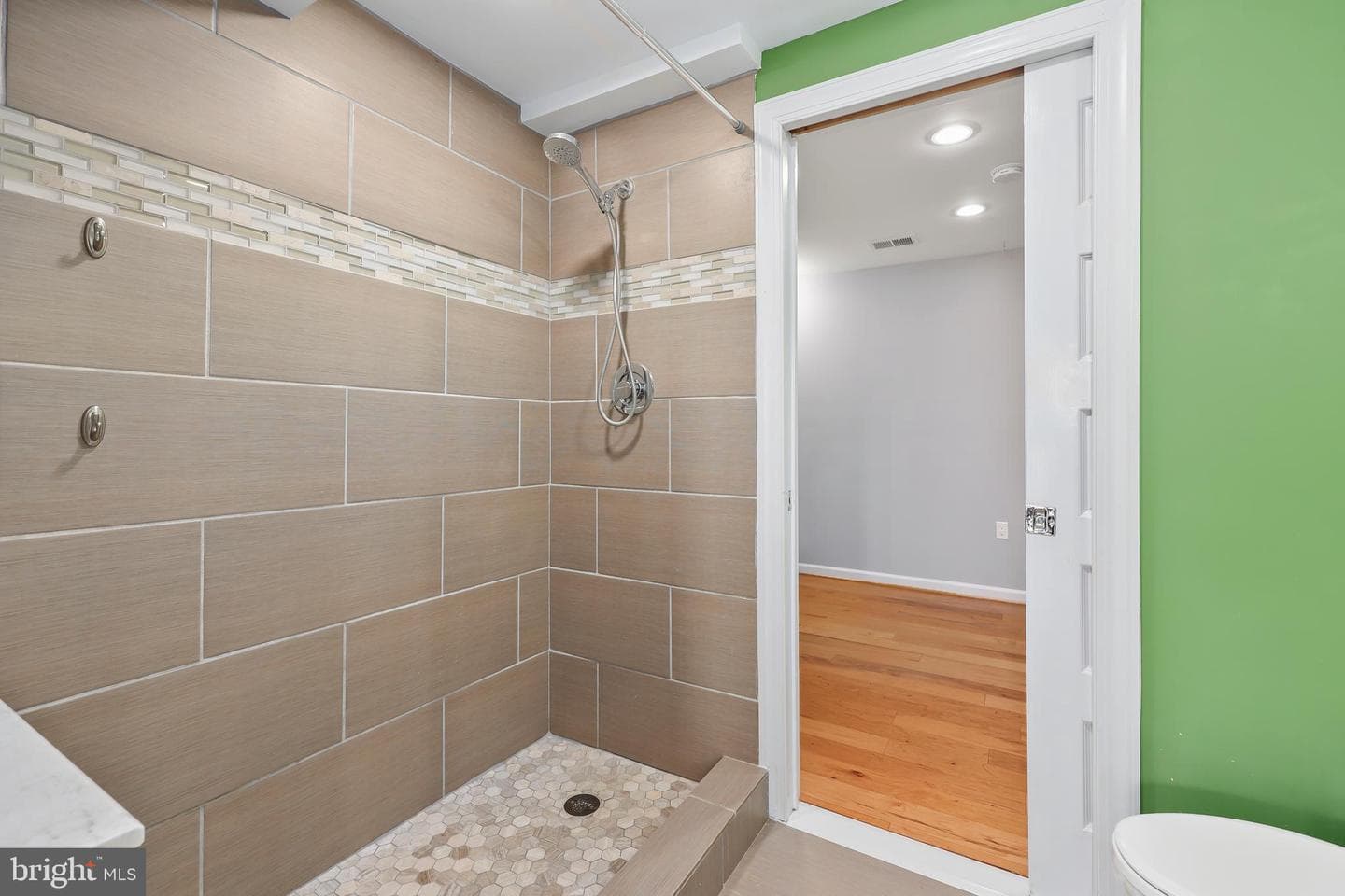 8646 Cartwright Court photo 33