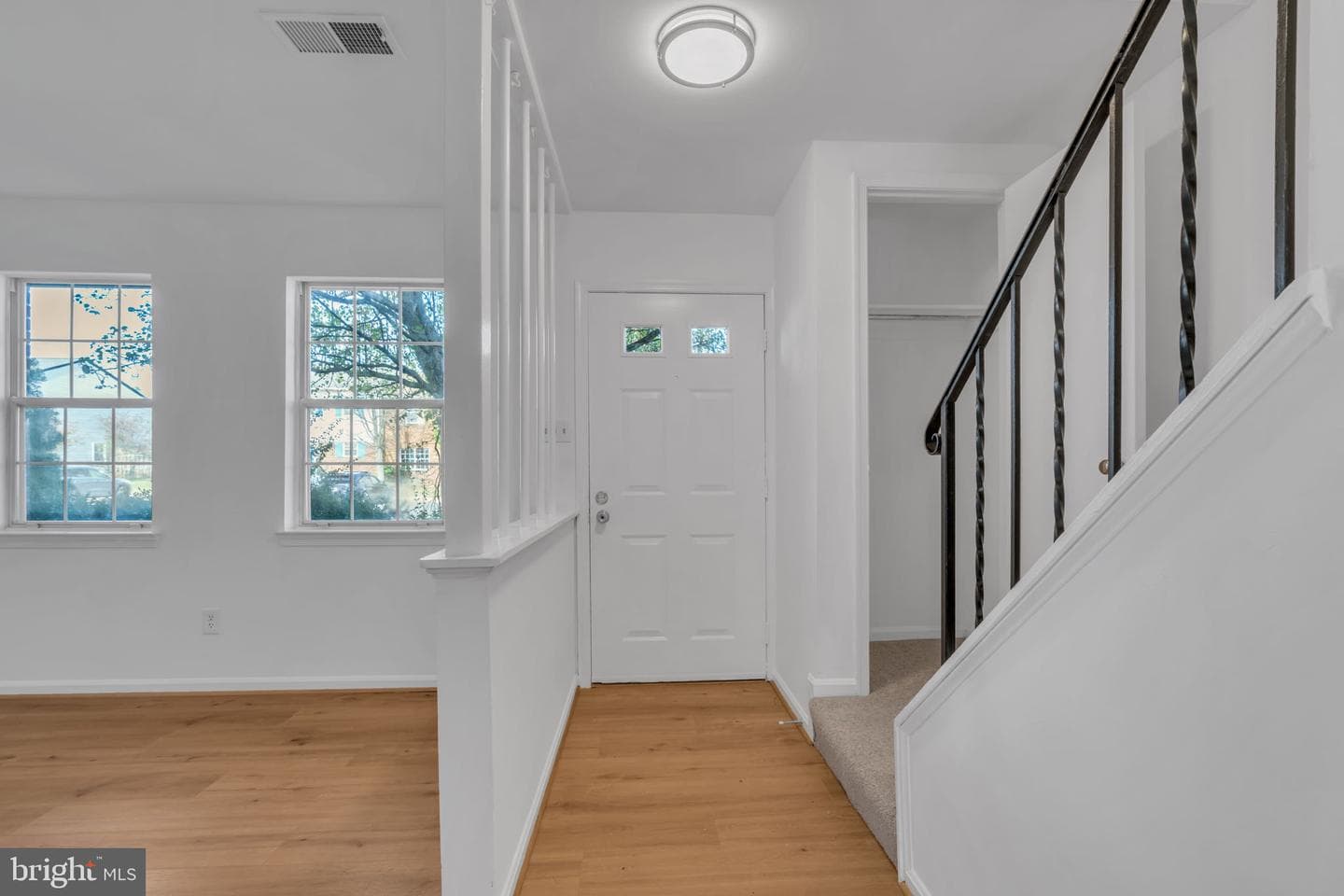 8625 Burnside Court photo 6