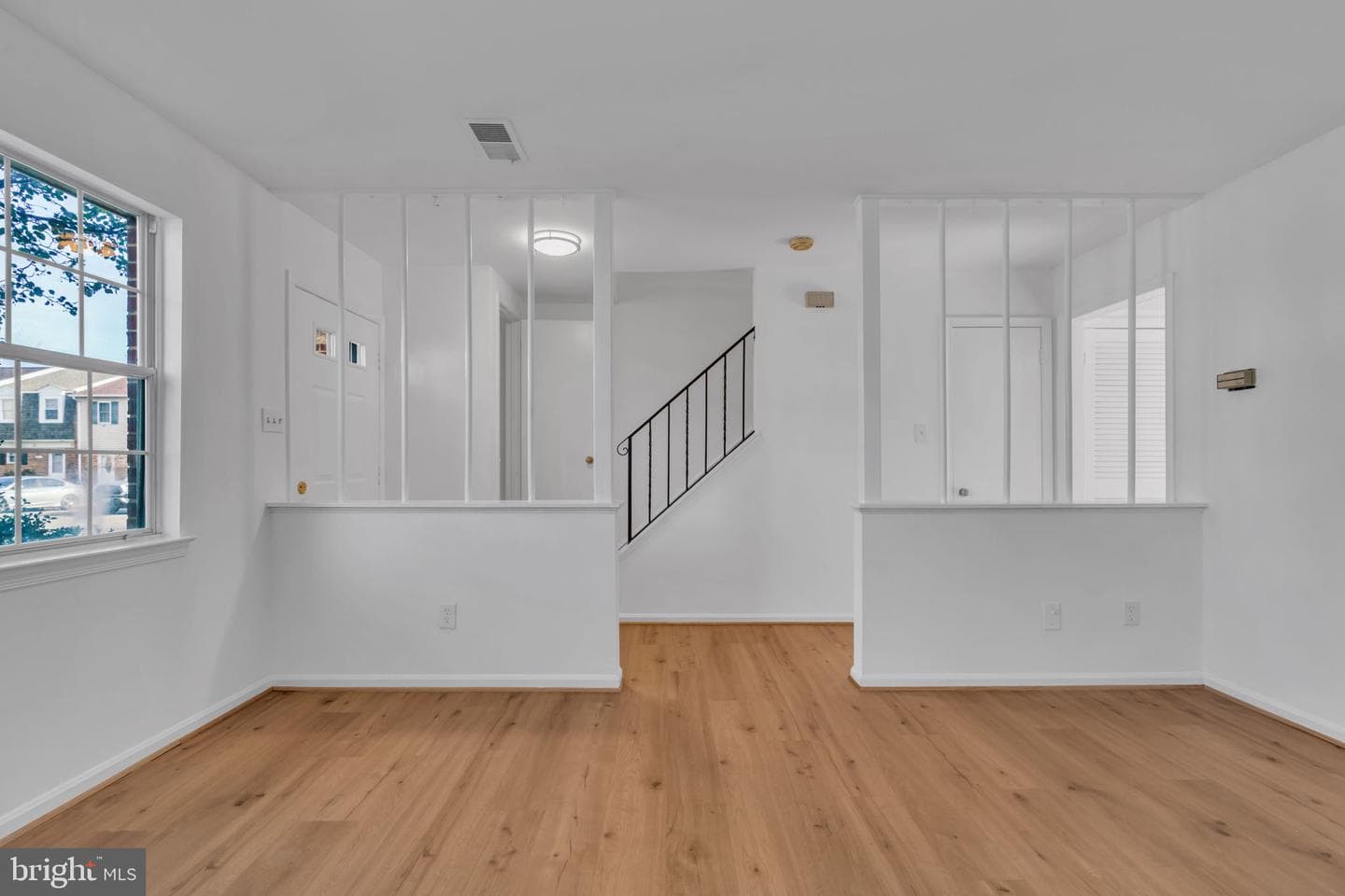 8625 Burnside Court photo 8