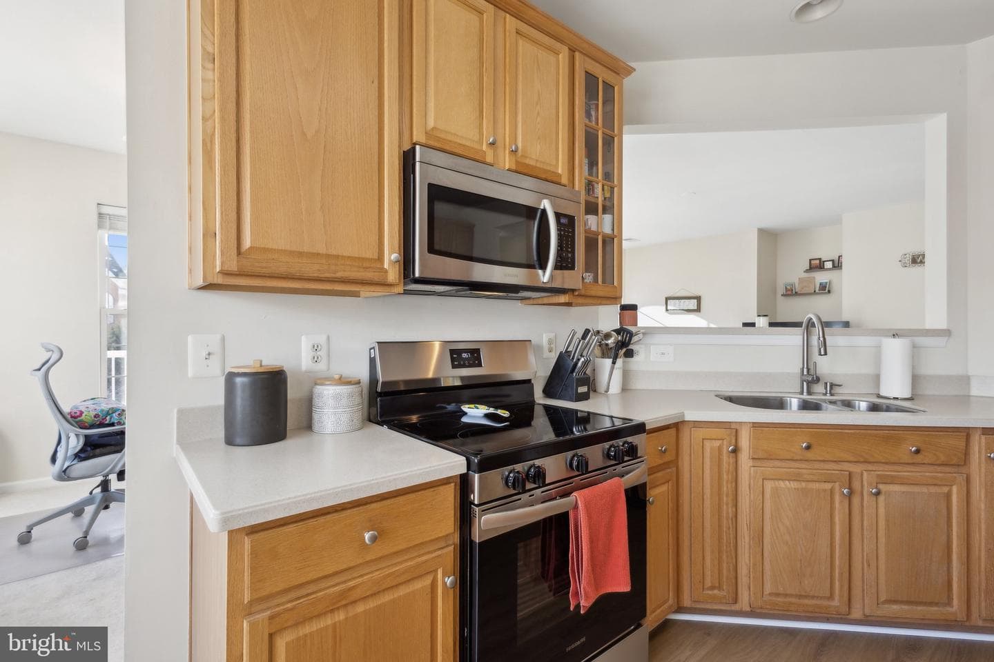 9710 Handerson Place #unit 307 photo 4