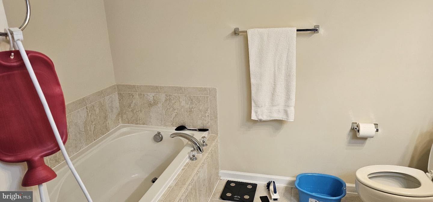 9722 Holmes Place #unit 306 photo 9