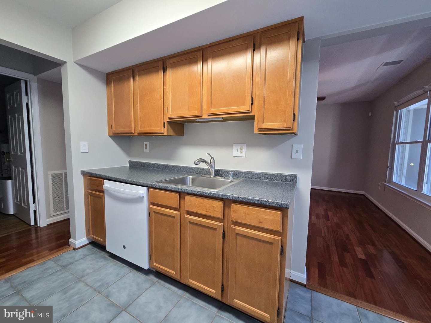 317 Moseby Court #48 photo 11