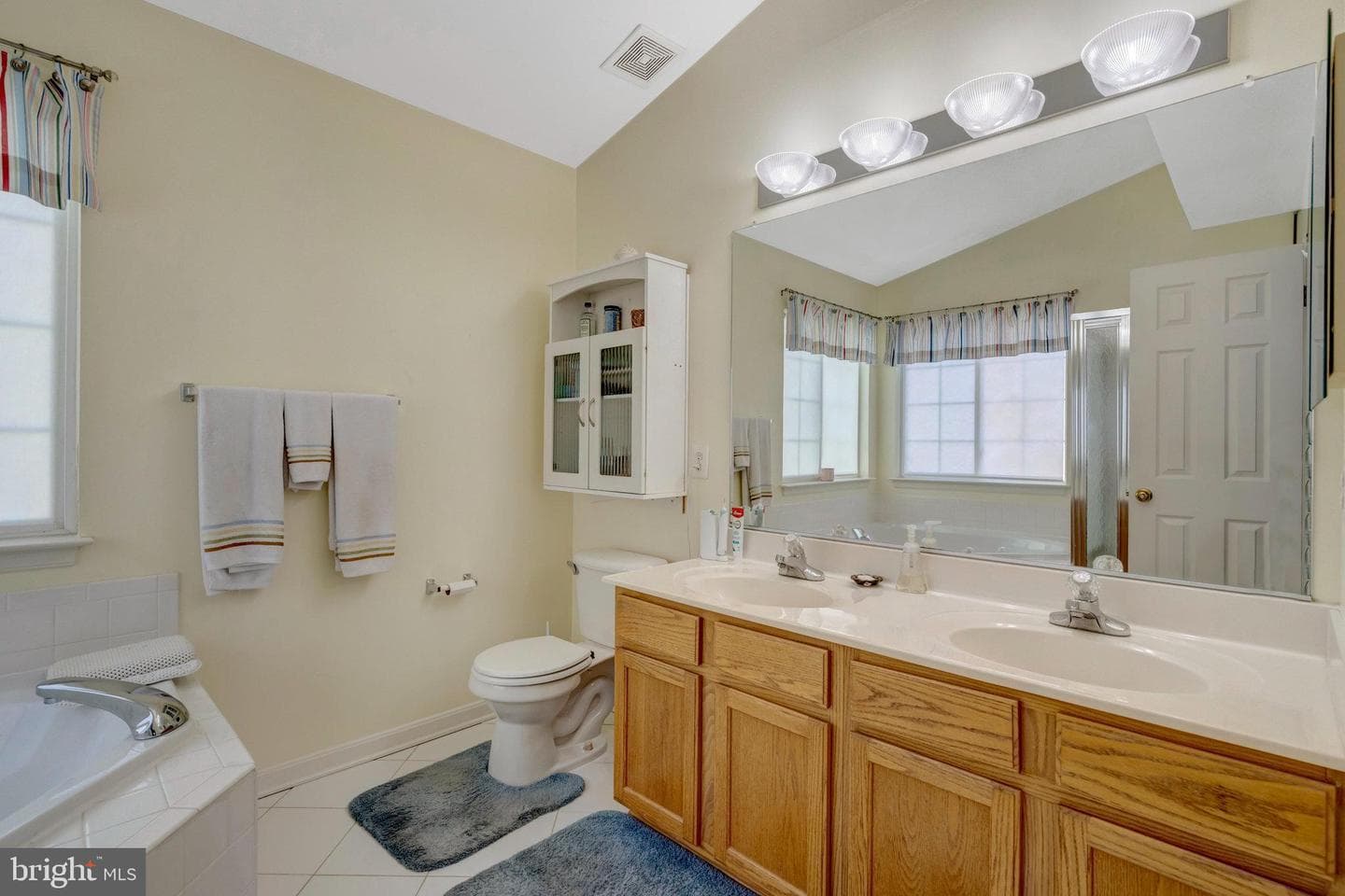 9303 Karen Court photo 8