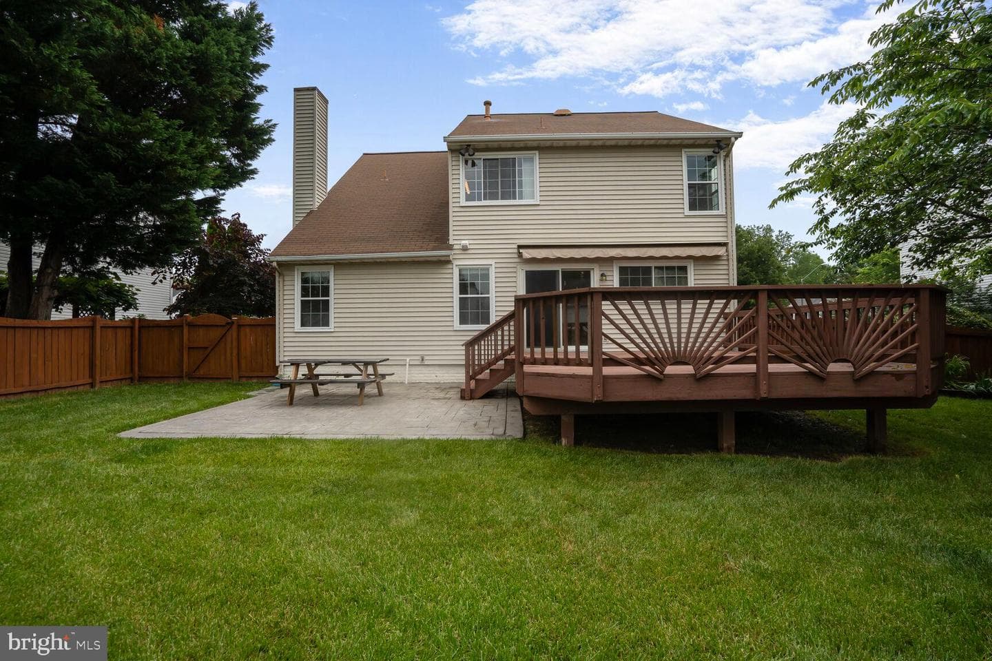 9306 E Carondelet Drive photo 3