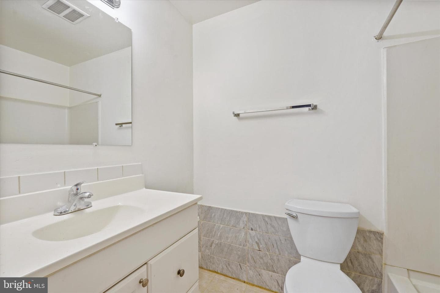 8385 White Pine Drive photo 18